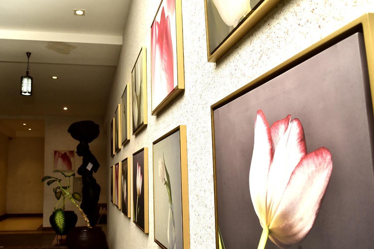 Hotel Golden Tulip Ibadan Extérieur photo